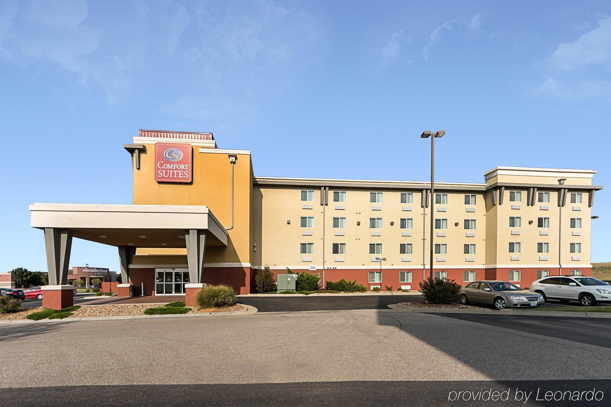 Comfort Suites Airport Wichita Buitenkant foto